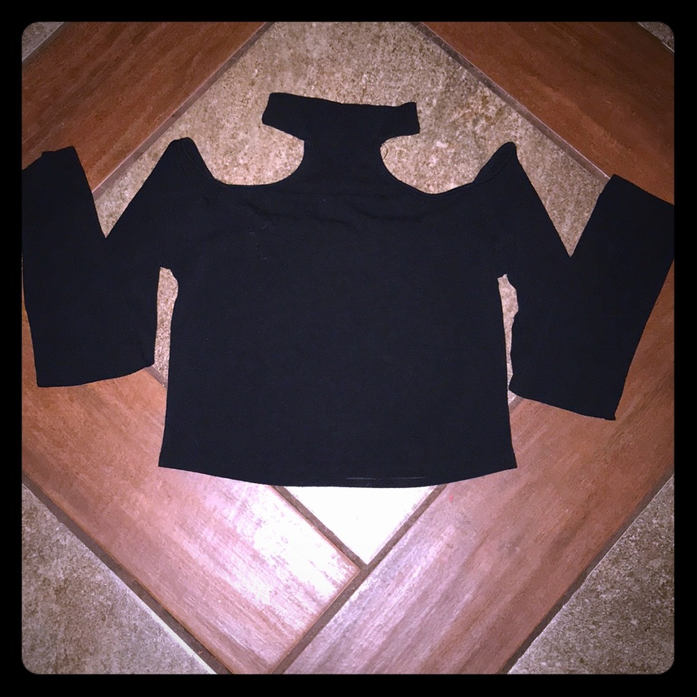 Long sleeve off the shoulder crop top